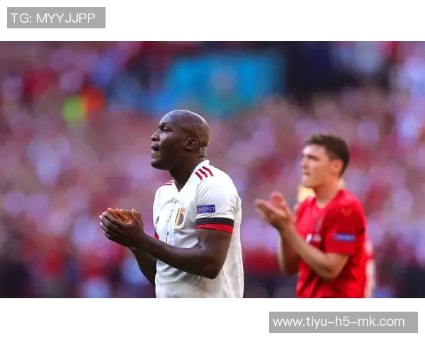 2025年丹麦足球先生候选人揭晓弗罗霍尔特尤尔曼霍伊别尔三人争夺荣耀 2025年丹麦足球先生候选人揭晓弗罗霍尔特尤尔曼霍伊别尔三人争夺荣耀