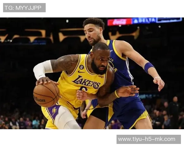 杨毅分析老詹在热火的权威地位斯波需看其脸色莱利则不以此为然