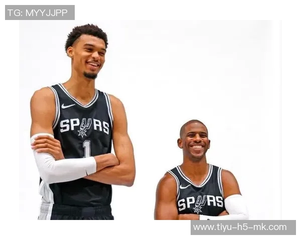 马刺后卫群主导进攻风格文班若能否改变比赛结果成疑 马刺后卫群主导进攻风格文班若能否改变比赛结果成疑