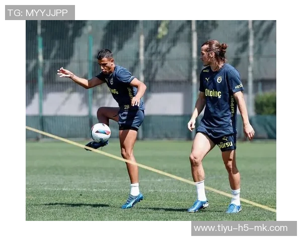 费内巴切与热刺争夺格雷茨卡经纪人正与热刺洽谈合作 费内巴切与热刺争夺格雷茨卡经纪人正与热刺洽谈合作