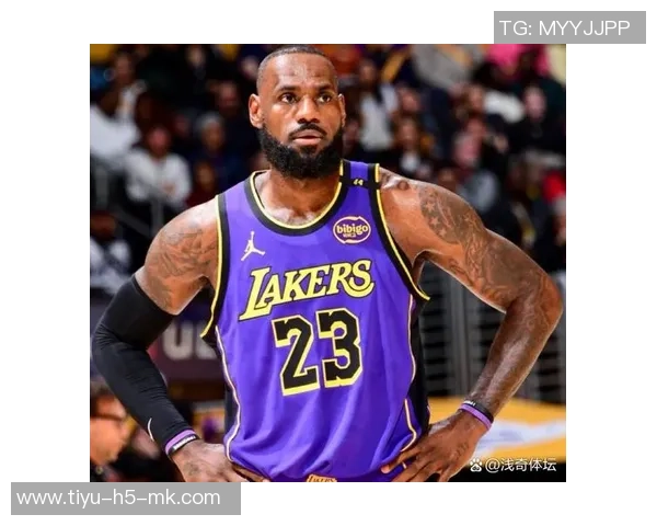 夸梅直言詹姆斯场上表现受限疲惫不堪难以回防影响湖人提速 夸梅直言詹姆斯场上表现受限疲惫不堪难以回防影响湖人提速